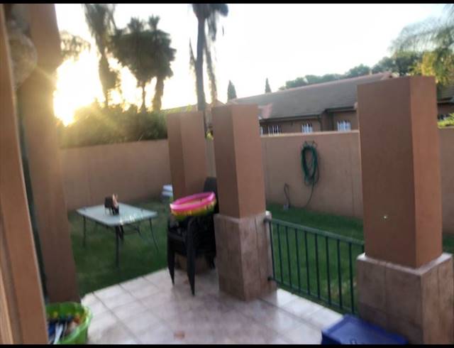 4 BEDROOM TOWNHOUSE FOR SALE IN GLEN MARAIS